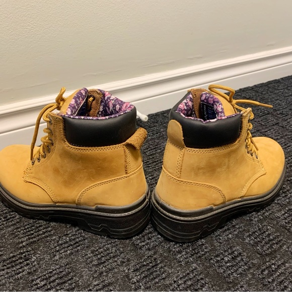 Acton Steel-toed Work Boots - Picture 10 of 12